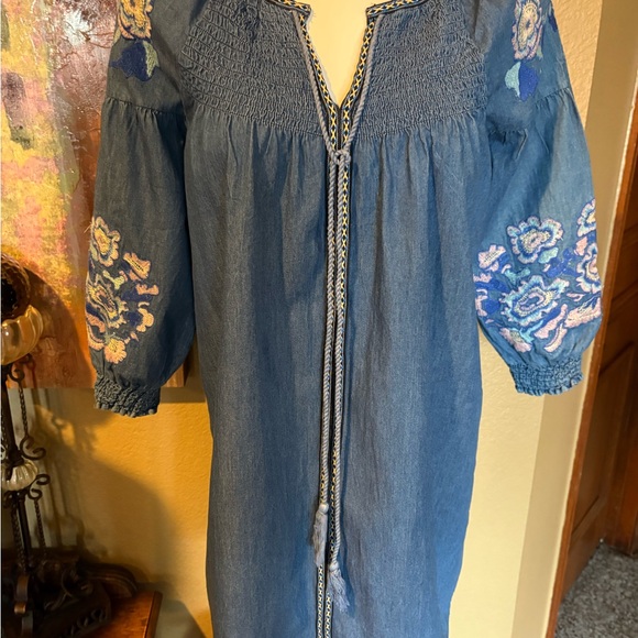 Romeo & Juliet Embroidered Bohemian Dress - Picture 5 of 10